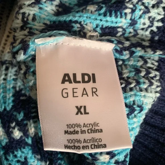 Men's Aldi Blue Holiday Sweater with Reindeer Design - Picture 5 of 5